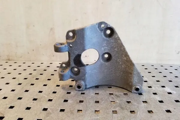 Fäste för klimatanläggning VOLVO V40 image 3