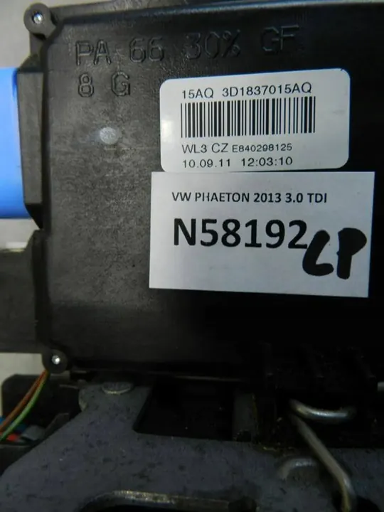 VW Phaeton Linker Schloss 3D1837015AQ image 2