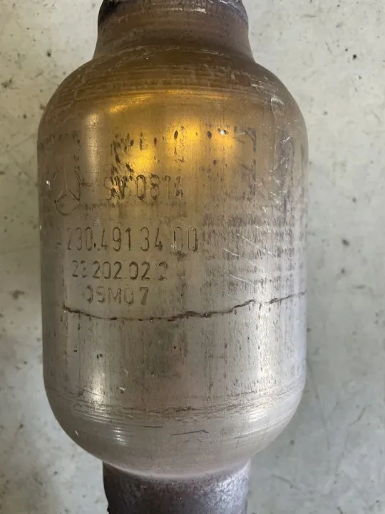 Catalyseur OEM 2214908414 pour Mercedes S500 image 4