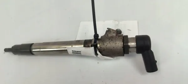 Inyector usado para Ford Transit MK8 - Pieza OEM image 2