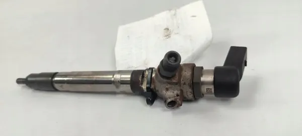 Inyector usado para Ford Transit MK8 - Pieza OEM image 3