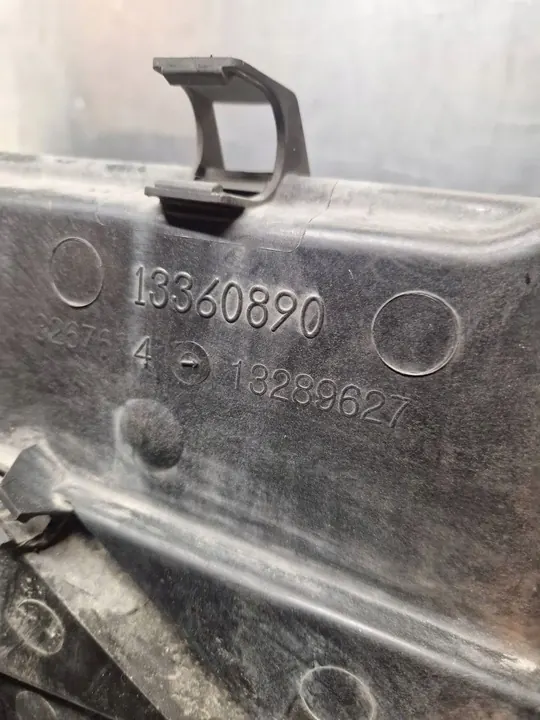 Opel OE 13360890 Vattenkylare Fläkt image 9