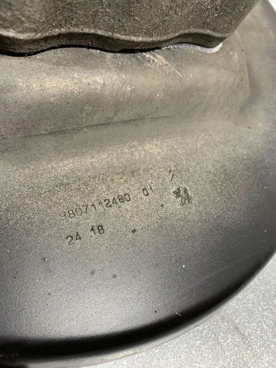 Peugeot Bakre hjulnav OEM FBZ19096 - Begagnad image 7