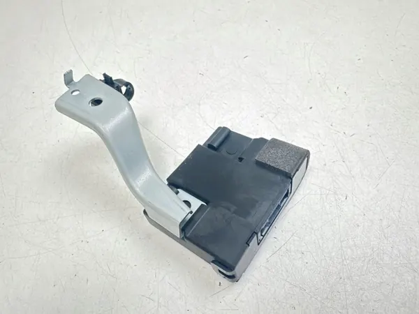 Module d'immobilisateur TOYOTA VERSO 2.0L diesel 2010 897800F030 image 3