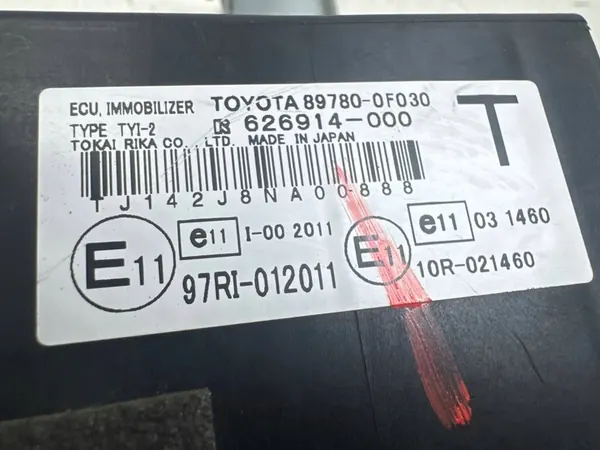 Module d'immobilisateur TOYOTA VERSO 2.0L diesel 2010 897800F030 image 4