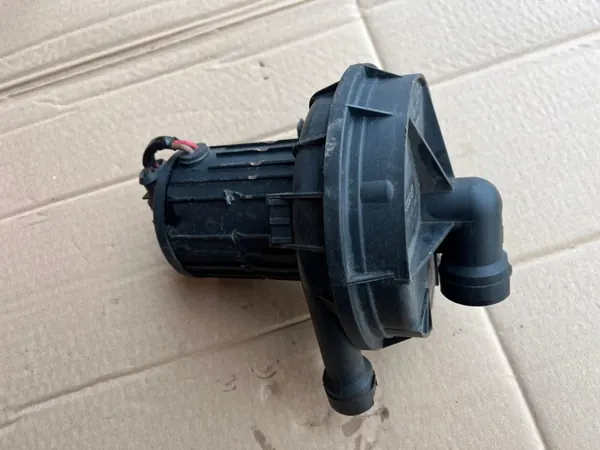 Pompe à air secondaire OEM 06A959253B pour SEAT Altea XL image 2