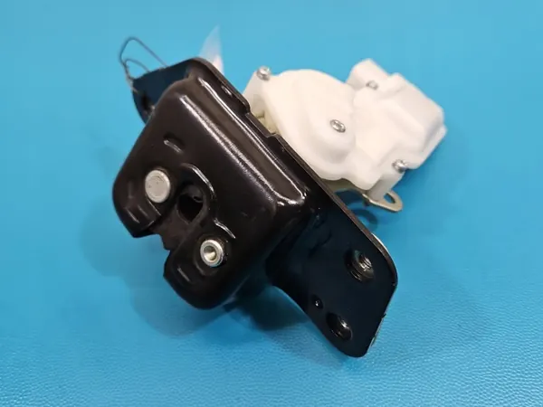 Serrure hayon OEM IMPRK1560899 pour Jeep Cherokee 13-18 image 2