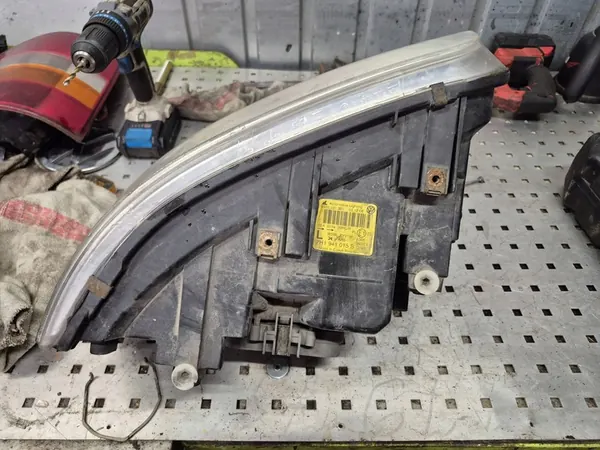 Volkswagen Transporter - Caravelle T5 Farol Dianteiro Esquerdo image 2