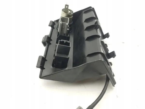 Enchufe AUX Honda Accord OEM AMD150883 2008 image 3