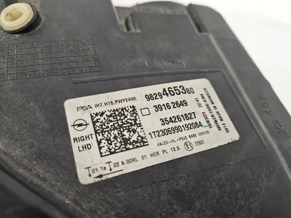 Opel Corsa F oikea etuvalo OEM 39162649 image 4