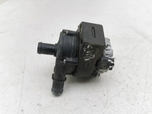 Pompe de circulation d'eau Nissan OEM 0392024158 image 9
