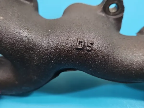 Pakoputken keräin OEM 057253033AR Audi Q7 4.2 TDI image 8