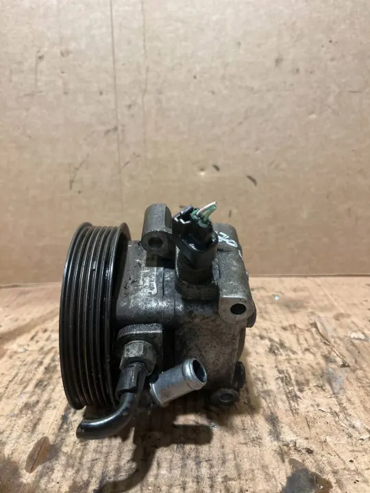 Pompe hydraulique Ford OE 4M51-3A696-AD d'occasion image 3