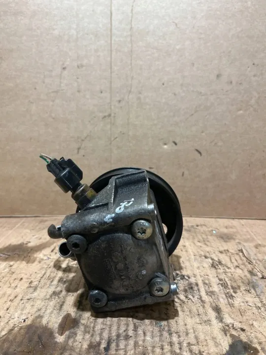 Pompe hydraulique Ford OE 4M51-3A696-AD d'occasion image 4