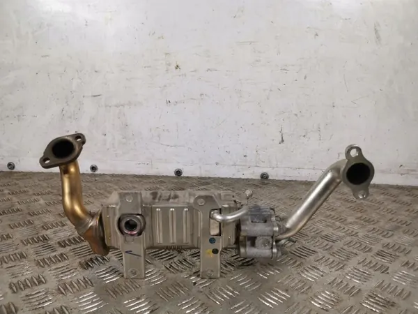 Refroidisseur EGR Toyota OEM FBZ11655 pour RAV4 XA40 image 5