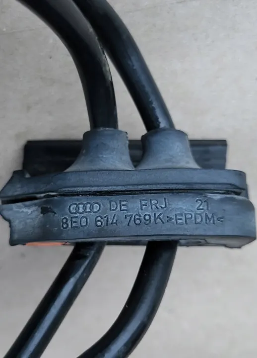 Bromsledningar OEM 8E0614769K Servo till Pump Audi A4 image 5