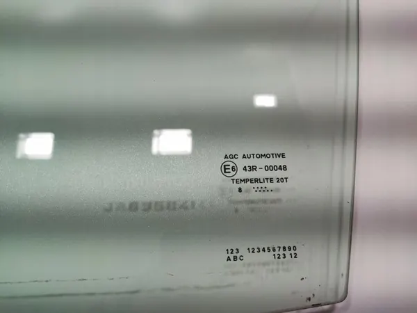 Framdörr vänster glas OEM Citroen C1 II 14-21 image 3