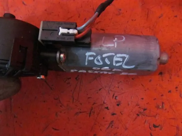 OEM 82141806 Stoelmotor Links Voor Compleet Set image 3