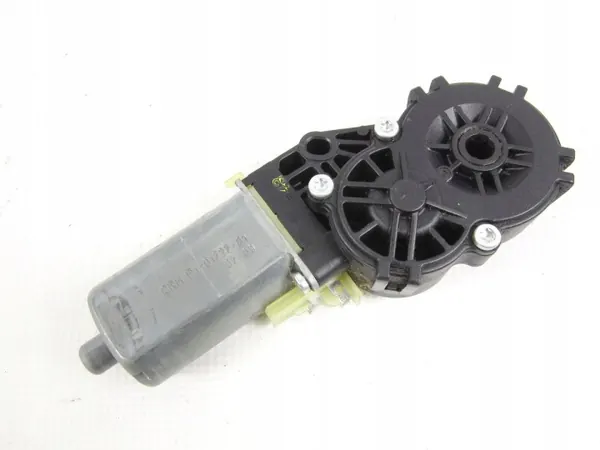 Framvänster sitsmotor OEM 0390203264 Mercedes CL image 2