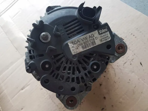 Audi Alternaattori OE 059903016D image 2