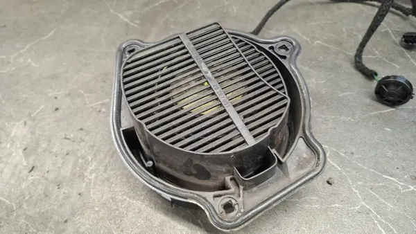 Bose-kaiutin OEM 2208201502 Vasen Taka Mercedes S W220 image 7