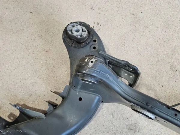 Taka jarrupalat OEM A2063509707 Mercedes-Benz:lle image 6