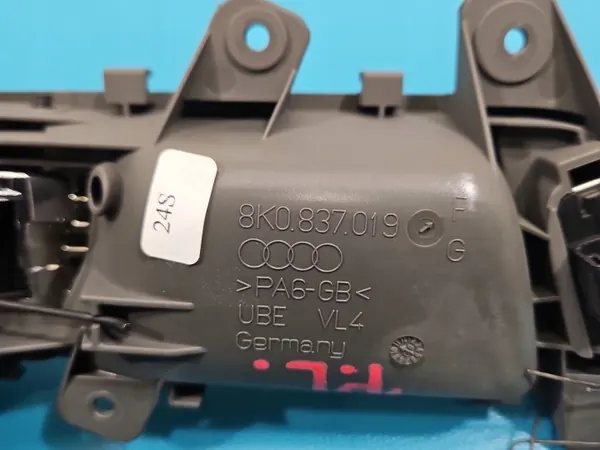 Puxador interior dianteiro esquerdo OEM 8K0837019F Audi A4 B8 image 4