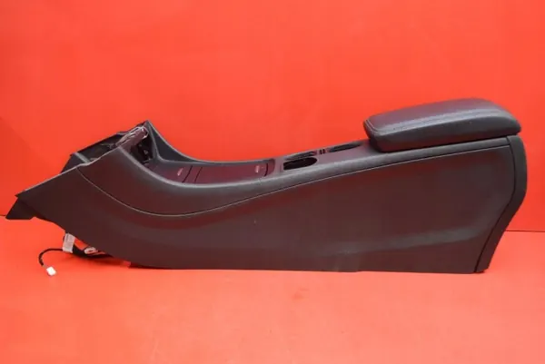 Accoudoir tunnel central OEM A1768100079 Mercedes CLA image 8