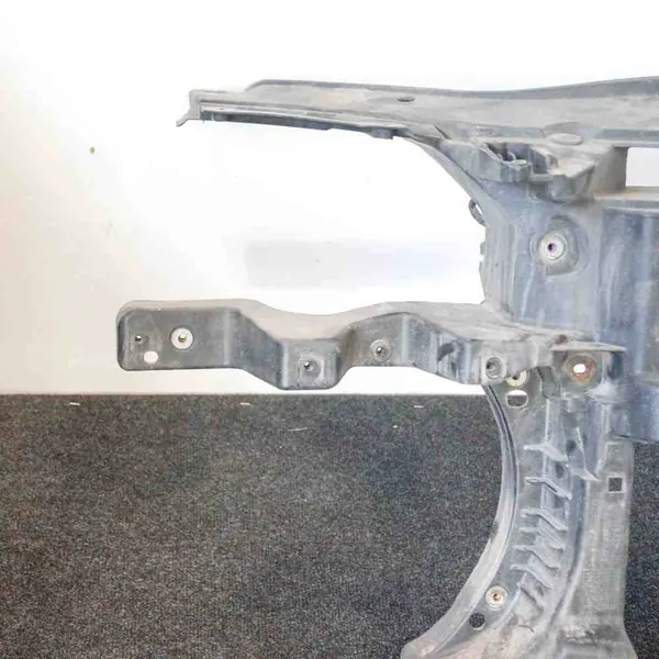 Koko Etupää VW Passat Variant B6 3C0805588H3C0805594D image 2