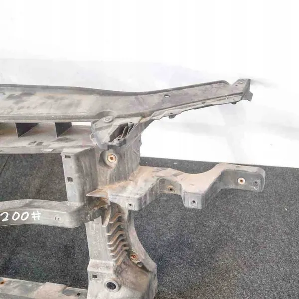 Koko Etupää VW Passat Variant B6 3C0805588H3C0805594D image 4