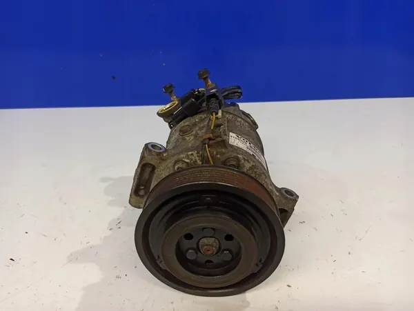 Volvo V60 AC-kompressori 2.0L 2015 OEM 36010254 image 4