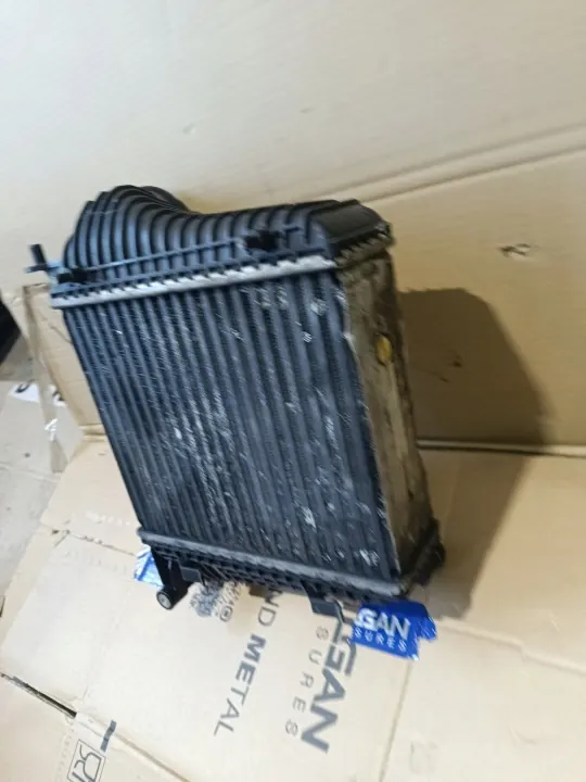 Intercooler OEM 23232322242232422332242433323133322213332333 image 4