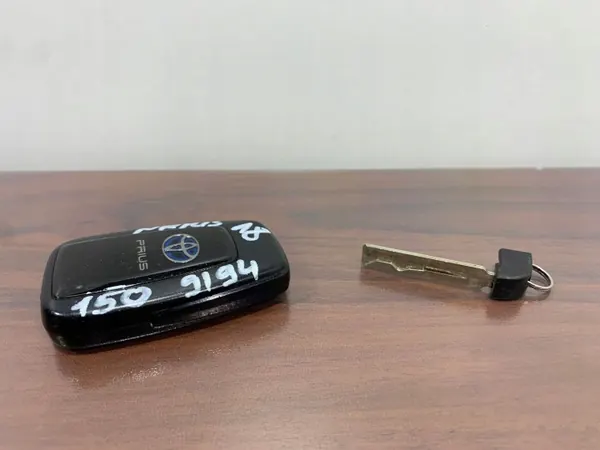 Tarjeta llave Toyota Prius OEM PRIUS18RAKTAS - Usado image 4