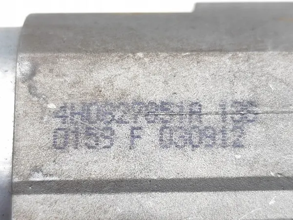 Audi A8 Kofferraumheber OEM 4H0827851A 2013 image 7