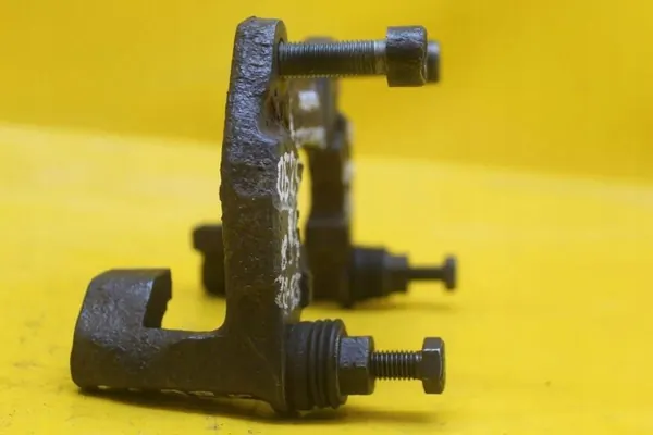 Junta de fixação traseira OEM 3290 para Audi A8 S8 D2 image 6
