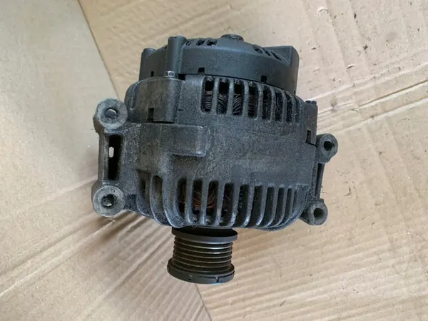 Vaihtovirtageneraattori Mercedes Vito Viano 2.2CDI 180A Valeo image 3