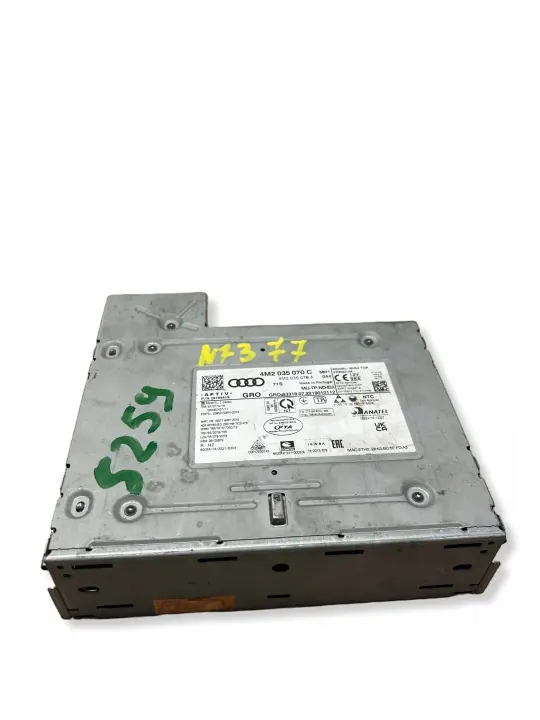 Audi Q7 multimedia-station OEM 4M2035070C image 2