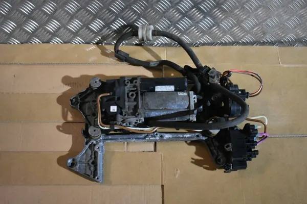 Compresor OEM 971616013 para Porsche Panamera 971 image 2