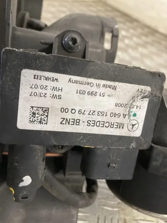 Colector de admisión usado OEM 03F145749B para Mercedes-Benz image 2