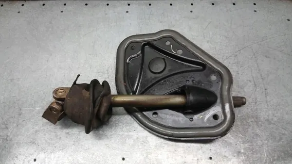 Junta Cruz VW T4 2.5TDI OEM 701419531E Usado image 5