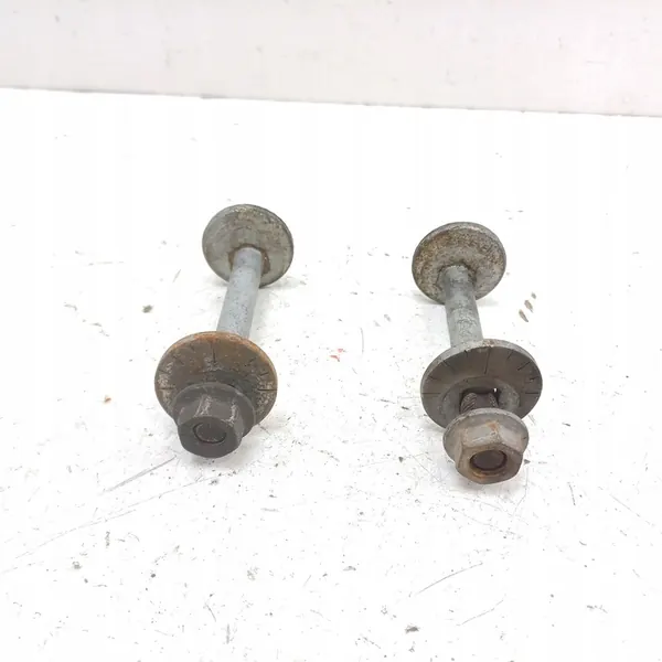 2009 Porsche Panamera Boulon d'alignement de suspension avant OEM MAM64399 image 3