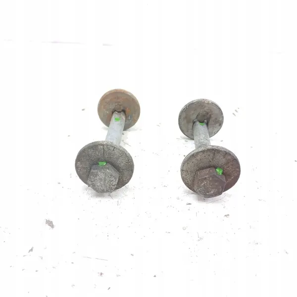 2009 Porsche Panamera Boulon d'alignement de suspension avant OEM MAM64399 image 6