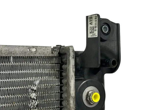 Radiador de agua ESCALADE TAHOE SUBURBAN YUKON OEM image 3