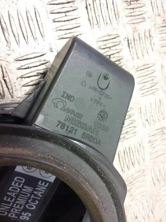 Polttoainesäiliön kansi OEM 781215RB0A Nissan Micra V image 3
