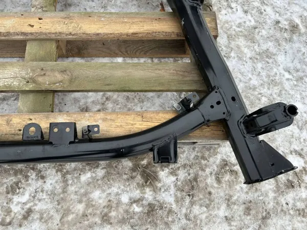 Viga suspensión delantera OEM 54246577 para Chrysler Pacifica image 3