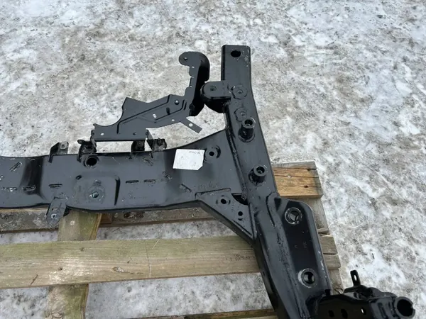 Viga suspensión delantera OEM 54246577 para Chrysler Pacifica image 4
