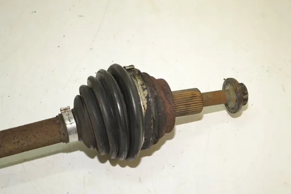 Octavia II Golf V Leon II 1.6MPI Vänster Halvaxel 1K0407271DJ Höger 1K0407272JT image 4