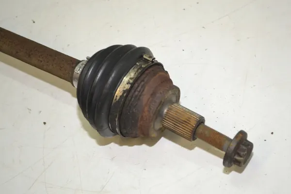 Octavia II Golf V Leon II 1.6MPI Vänster Halvaxel 1K0407271DJ Höger 1K0407272JT image 5