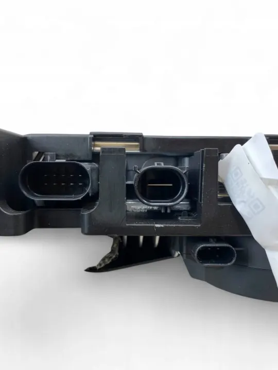 Audi Q8 2019 Spänningsomvandlare OEM 4M0959663C image 6