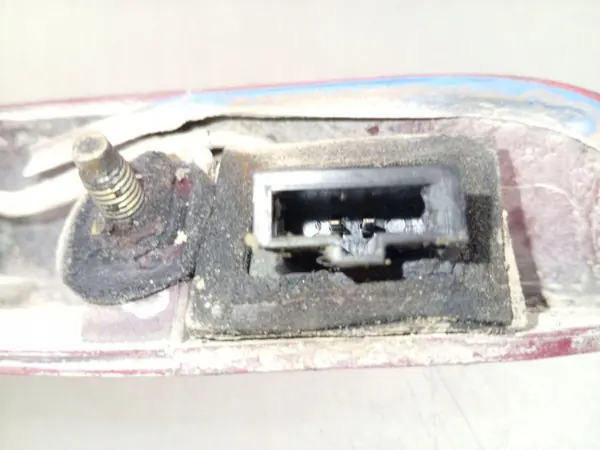 Luz matrícula OEM 3B0827574A para VW Passat B5 image 4